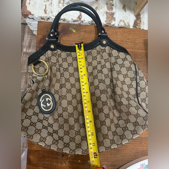 GUCCI GG Canvas Sukey Purse - Picture 14 of 14